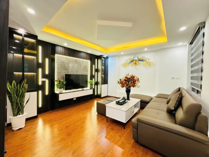 Nhà Lô Góc 5 tầng VIP ở sướng Sang Sịn Mịn tại Quận Thanh Xuân