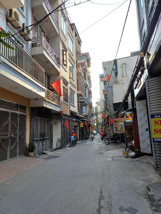 Chung cư mini 138m2 đường Đỗ Đức Dục, Nam Từ Liêm, dòng tiền 150tr/tháng, ô tô tải đỗ cửa