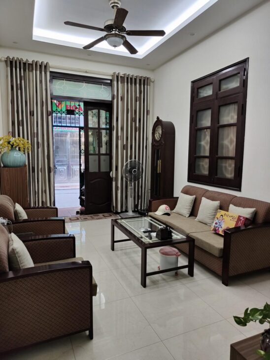 NHÀ LÔ GÓC 3 MẶT NGÕ TÂY SƠN KHÔNG QH- ĐỐNG ĐA- Ô TÔ TRÁNH KINH DOANH – Ô CHỜ THANG MÁY – VIEW HỒ