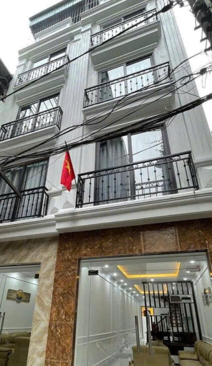 CHỦ NHÀ CẦN BÁN CẤP CĂN NHÀ XÂY 5 TẦNG, NGÕ RẤT RỘNG 2 Ô TÔ TRÁNH THOẢI MÁI, TẠI PHỐ NGỌC THỤY.