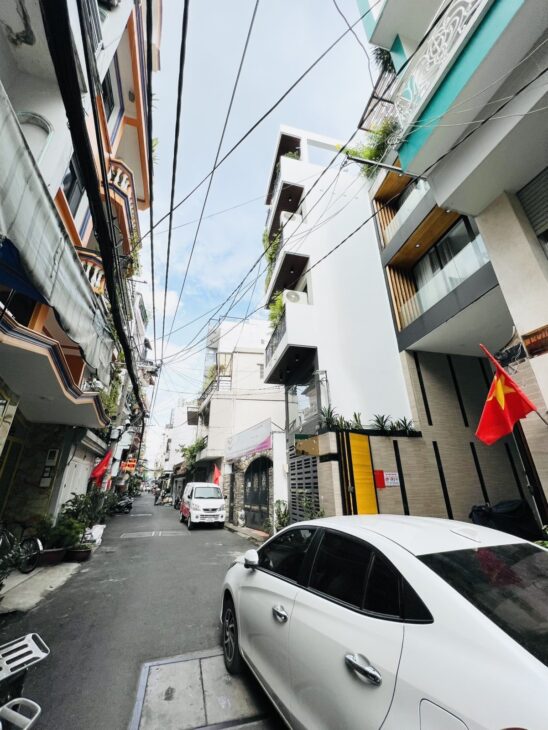 Nhà BTCT, LÊ VĂN SỸ, Phú Nhuận, 3 phòng giá 5.7 tỷ