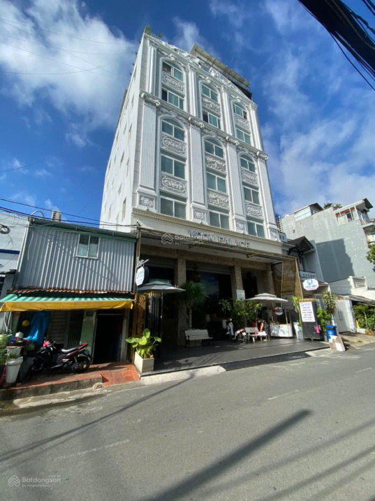 Chuyên bán căn hộ dịch vụ có dòng tiền tốt, dễ thanh khoản khu vực Quận 7 . Từ 50 tỷ đến 200 tỷ