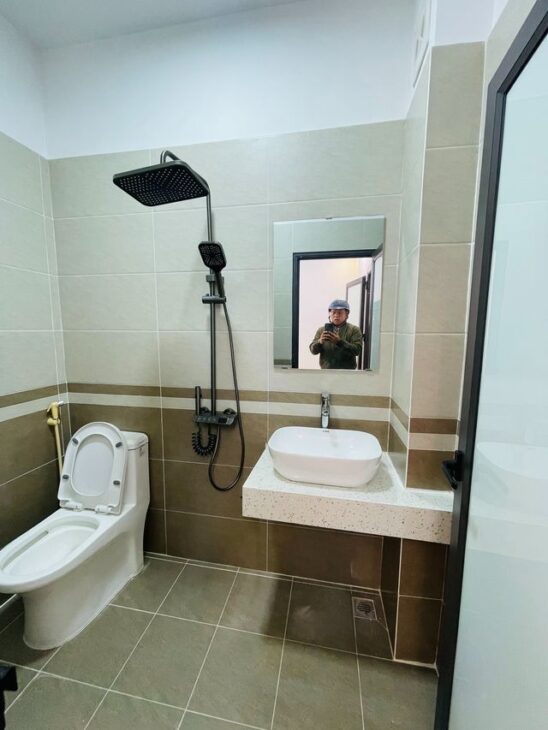 Bán nhà phố Cự Lộc – gần Ngã Tư Sở, 37m2, 5 tầng, 3 ngủ mới cứng chỉ 5,8 tỷ