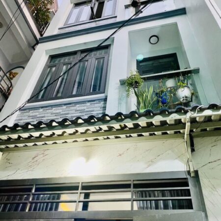 Giảm 400tr, bán gấp nhà THÍCH QUẢNG ĐỨC 4 TẦNG BTCT, 4 PN, 6.25 TỶ