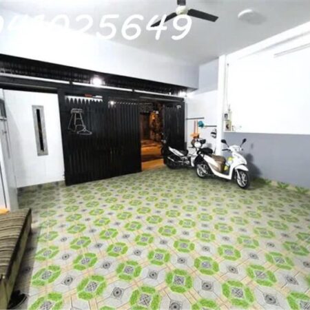 Bán nhà 1 trệt 1 lầu mặt tiền 6.4m đường 494, Phường Tăng Nhơn Phú A, Thủ Đức, 11.8 tỷ.