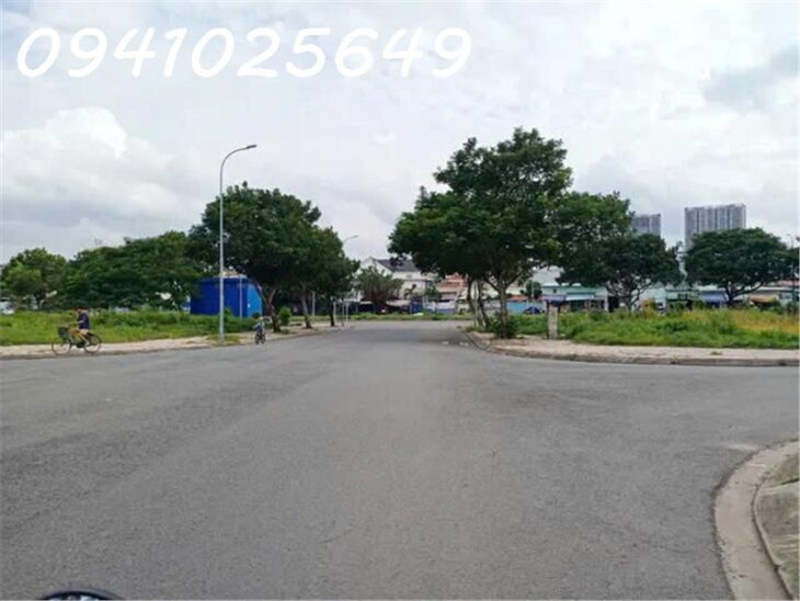 Bán căn nhà 1trệt 2 lầu DT đất 61m2, hẻm xe hơi đường số 6, phường Linh Xuân, Thủ Đức, 5 tỷ