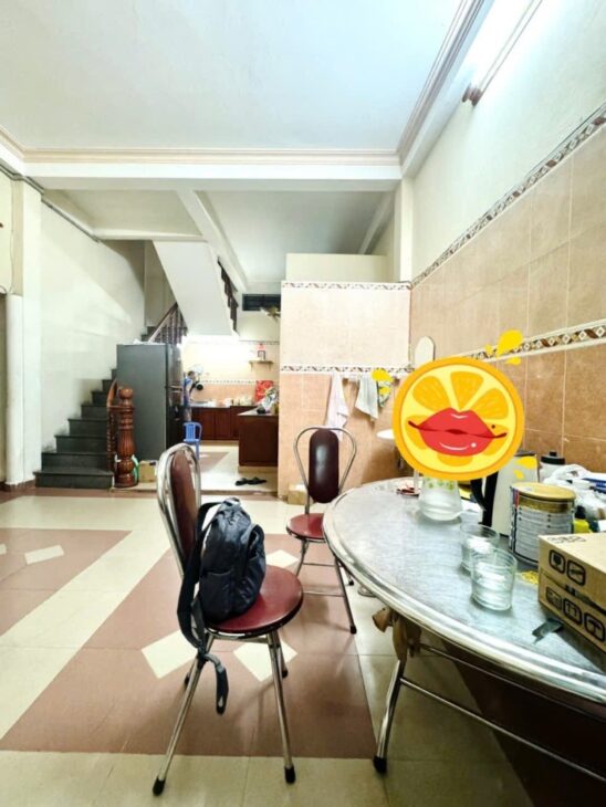 VỊ TRÍ VIP HOÀNG DIỆU – CÁCH 10M RA Ô TÔ – NHÀ 2 TẦNG KIÊN CỐ – 3PN – ĐI BỘ RA CHỢ HUỲNH SƠN –