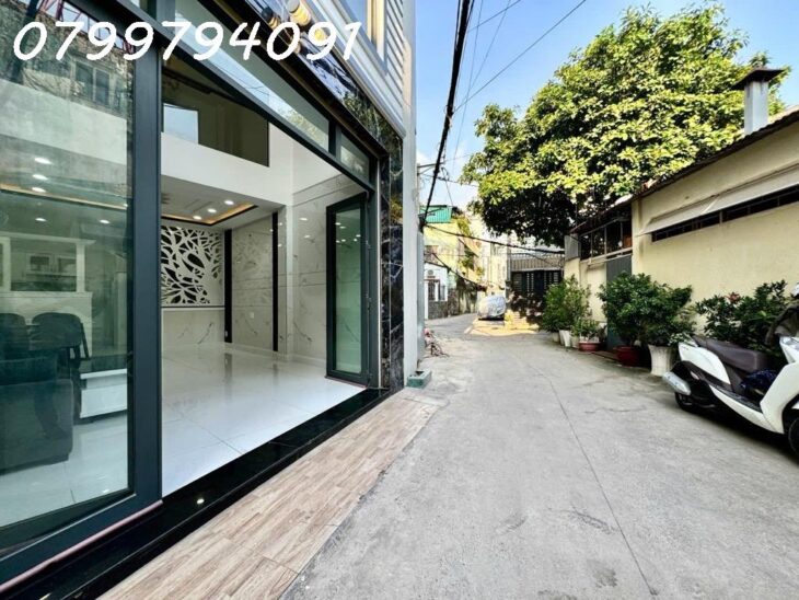 Bán Nhà HXH Hoàng Hoa Thám – 4 Tầng BTCT – Sổ Vuông Hoàn Công Đủ