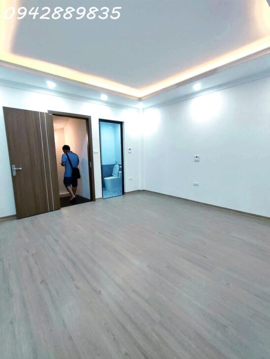 bán nhà Thịnh Liệt, Giáp Nhị, Hoàng Mai, DT46m x 5T oto ngõ 6m nhà mới kính koong.