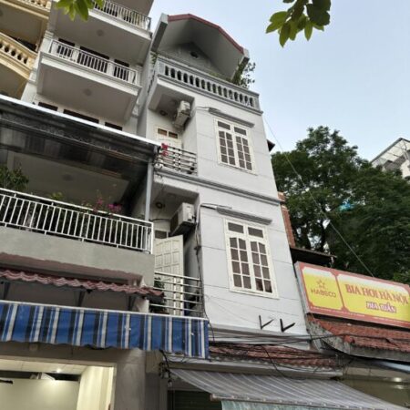 Nhà 40m2-4tầng Lạc Long Quân Cầu giấy HN