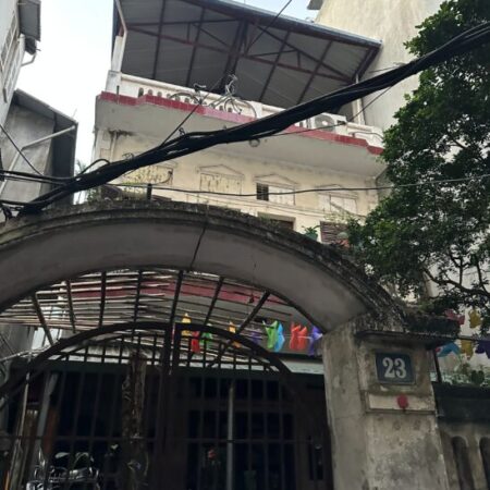Bán nhà 79m2 -3 tầng Võng Thị Tây Hồ HN