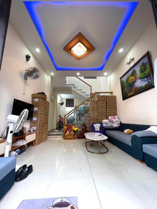 NHÀ 2 TẦNG HUỲNH NGỌC HUỆ CHỈ 2TY66