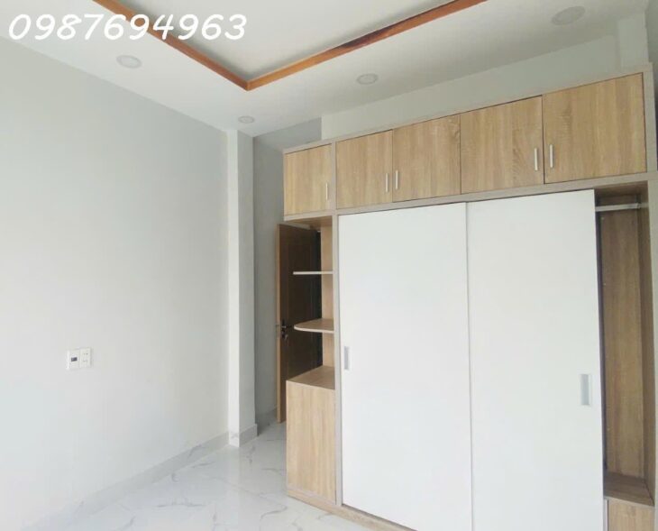 Q4 ĐOÀN VĂN BƠ NHÀ MỚI VÀO Ở NGAY GẦN CHỢ GẦN TRƯỜNG ĐẠI HỌC 4.xT