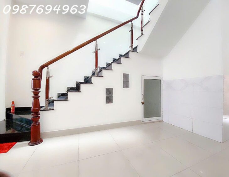 Q7 NGUYỄN THỊ THẬP 4X12 HẺM NHỰA THÔNG RA CHỢ TÂN MỸ GẦN ĐH TÔN ĐỨC THẮNG RMIT 5.xT