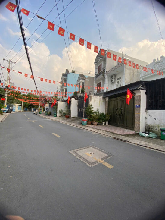 NHÀ NGAY MẶT TIỀN – GẦN TÒA ÁN NHÂN DÂN – THÍCH HỢP MỞ VĂN PHÒNG CTY