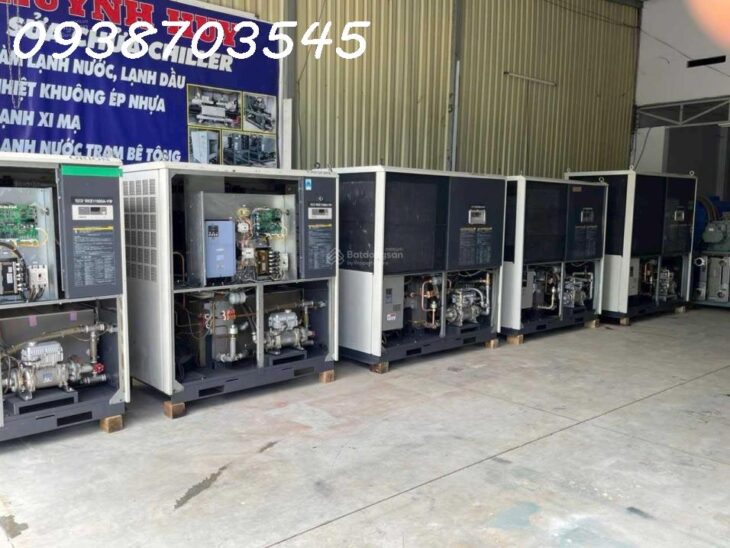 Bán nhà MT Trần Văn Giàu Bình Chánh 6,45 x50m 250m2 thổ cư giá 11,7 tỷ