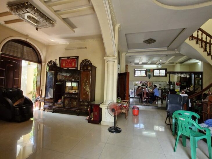 BIỆT THỰ 3 TẦNG, MẶT TIỀN HIỆP PHÚ Q9, 277M2, 19.5 Tỷ.