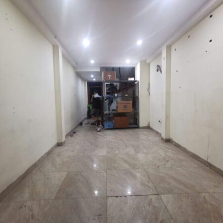 bán nhà siêu phẩm Dương Lâm 46m x 4 tầng chào hơn 11 T . oto vào nhà , ngõ thông kinh doanh sầm