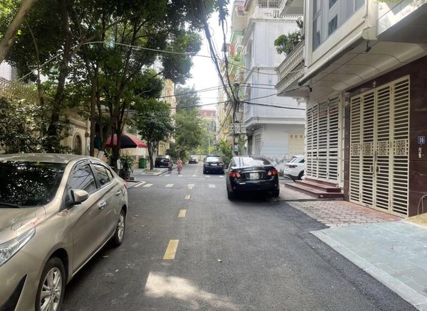 SIÊU RẺ NGUYỄN NGỌC VŨ 46M2 x 5T, MT 3.9M, Ô TÔ CHỈ 9.2 TỶ SIÊU RẺ NGUYỄN NGỌC VŨ 46M2 x 5T, MT 3.9M, Ô TÔ CHỈ 9.2 TỶ