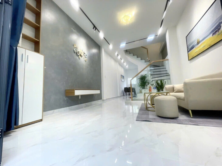 Gấp bán HXH 273. Nguyễn Văn Đậu, Bình Thạnh. 40m2, 2 tầng kiên cố, ngang 4m. 5.79 tỷ