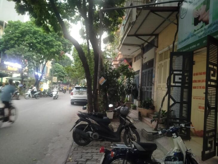 SIÊU PHẨM TRUNG TÂM PHỐ CỔ HÀ ĐÔNG CHỈ HƠN 12 Đ SỞ HỮU NHÀ 4 TẦNG 38M2 .MẶT PHỐ VỈA HÈ KINH DOANH