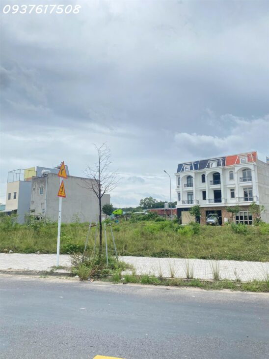 BÁN ĐẤT ĐỐI DIỆN TRƯỜNG PHÚ CHÁNH – VỊ TRÍ ĐẮC ĐỊA TẠI TÂN UYÊN