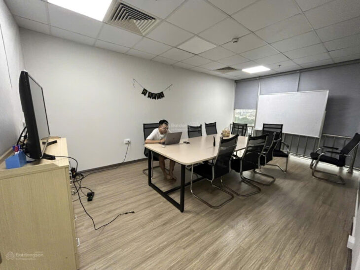 Cho thuê văn phòng tại Licogi 13 – Khuất Duy Tiến DT 170m2 bao full thuế phí, điện điều hòa