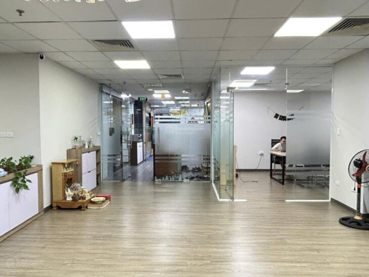 Cho thuê văn phòng tại Licogi 13 – Khuất Duy Tiến DT 170m2 bao full thuế phí, điện điều hòa