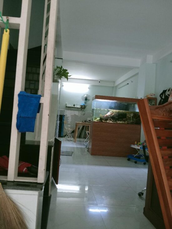 (60M2) NHÀ 3L. MẶT THOÁNG ĐƯỜNG XE TẢI. PHÚ HŨU. Q9 GIÁ 4 TỶ 550 TL.