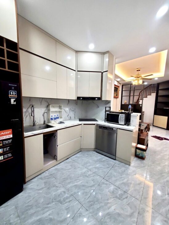 Siêu Hiếm, Lô góc 3 mặt thoáng, phân lô ô tô đỗ cửa, bán nhà Ngọc Thụy 33m2 nhỉnh 7 tỷ,