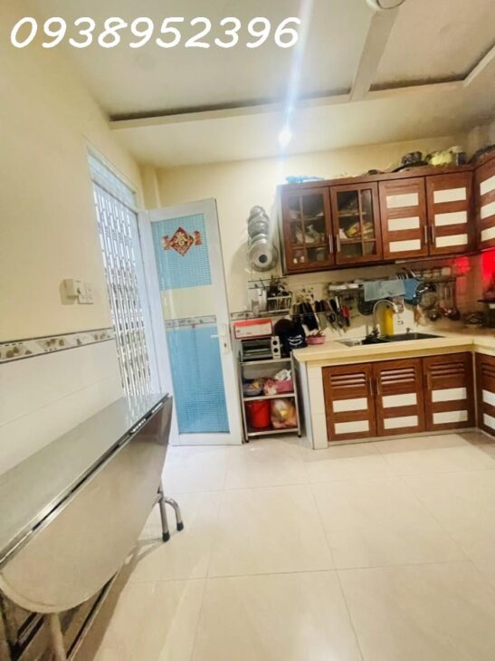 NGƯỜI THÂN GỬI BÁN NHÀ 4 TẦNG LÔ GÓC, 4 PHÒNG NGỦ, GIÁ 5.9 TỶ – VỊ TRÍ VÀNG TÂN HÓA, QUẬN 6, TP.HCM