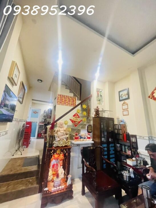 NGƯỜI THÂN GỬI BÁN NHÀ 4 TẦNG LÔ GÓC, 4 PHÒNG NGỦ, GIÁ 5.9 TỶ – VỊ TRÍ VÀNG TÂN HÓA, QUẬN 6, TP.HCM