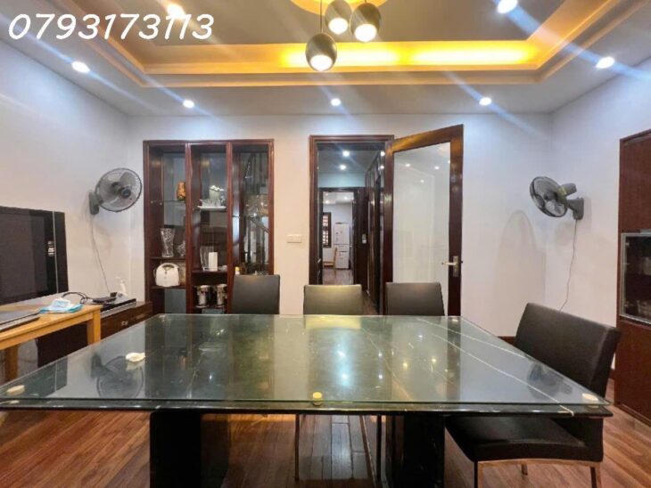 Biệt thự Ba Đình – ô tô vào nhà – diện tích rộng 100m – nhà cực đẹp – chỉ 24.8 tỷ