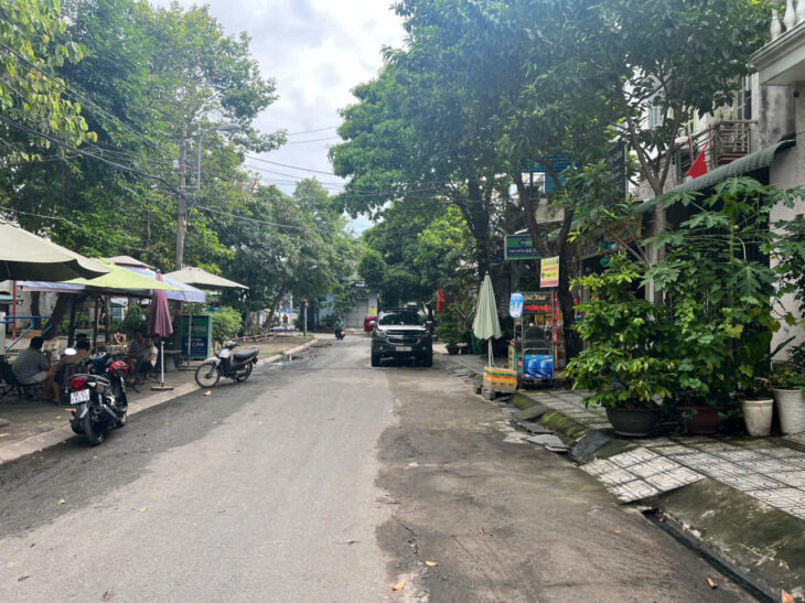 Nhà Mặt Tiền Đường Lê Thị Ri – Thị Trấn Hóc Môn – Tiện Mở Công Ty, Văn Phòng, Spa..Cách Bệnh Viện