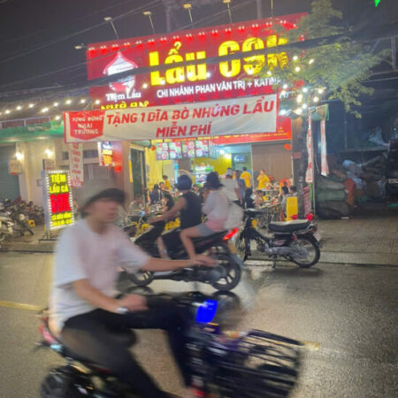 Bán nhà mặt tiền 7x38m giá 26 tỷ Đường Nguyễn Văn Quá Bán nhà mặt tiền 7x38m giá 26 tỷ Đường Nguyễn Văn Quá