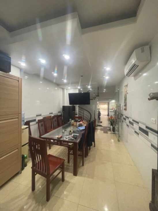 Võng Thị Tây Hồ – ô tô – nhà đẹp ở ngay – 52m chỉ 14 tỷ