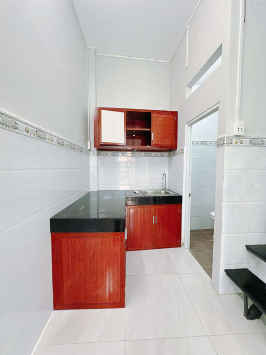 Hẻm 1/ Tôn Đản Q 4 NGANG 3 X 10 – 2 TẤM CÓ 2 TỶ