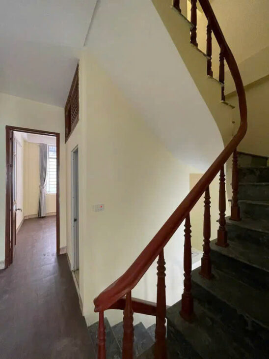 BÁN NHÀ MỚI PHÚC LỢI, Ô TÔ DỪNG- ĐỖ, LÔ GÓC ,35M2,4 TẦNG,MT 4.5M, 6.6 TỶ. LONG BIÊN.