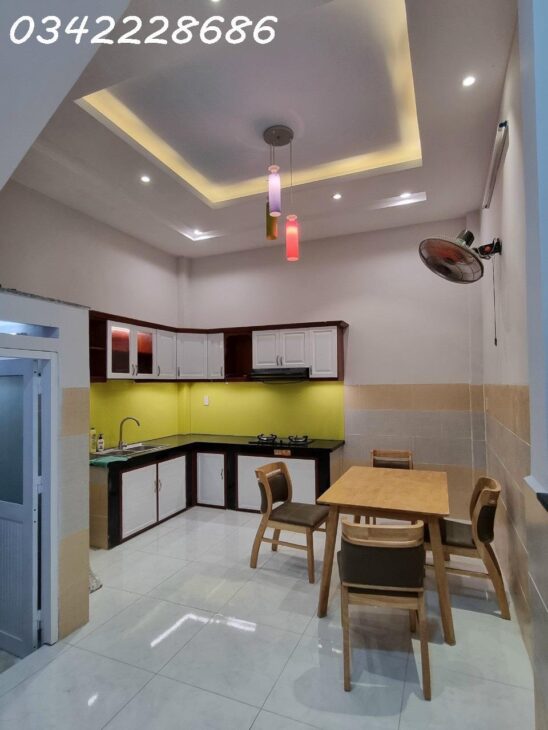 Bán nhà mặt tiền đường gò xoài, bán buôn đông đúc đến 11 đêm,4 tầng lầ, nở hậu L