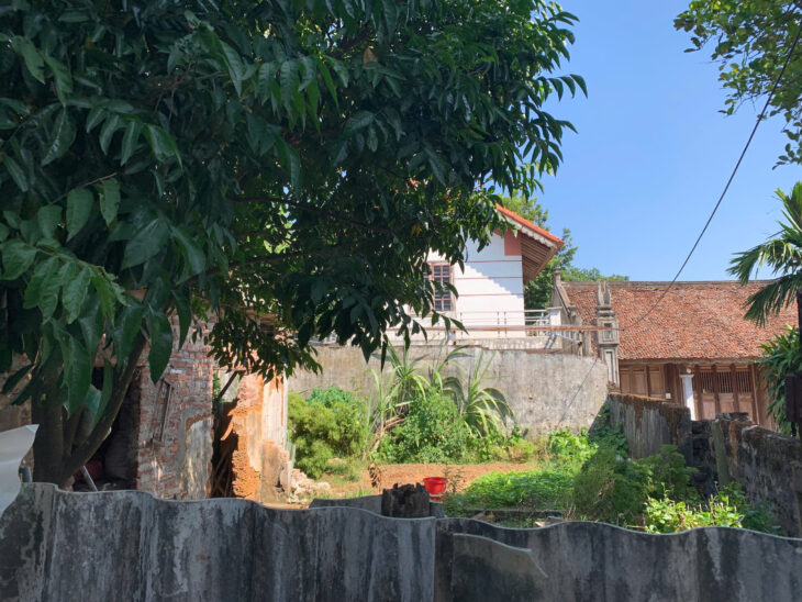 cc cần bán tông DT 80m đất full thổ cư bám QL6 giá hơn tỷ