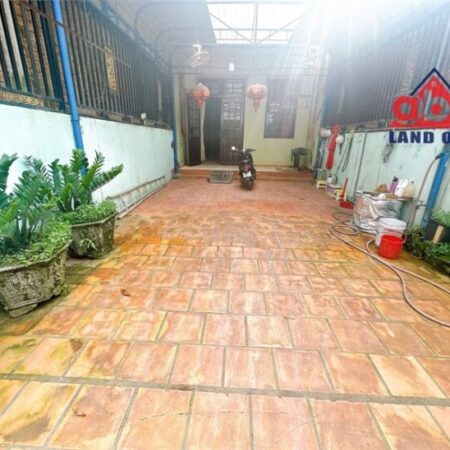 NP986 Bán Nhà Đẹp. thiết nhà 1 trệt 1 lầu, không gian lý tưởng. gần UBND Phường.