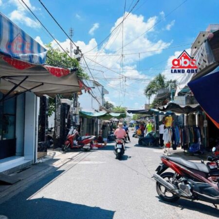 NP981 BÁN nhà mặt tiền kinh doanh chợ kp 6 ( Lê Nin) Gần Trường CĐYT ĐN P.Tân Biên GX Hà Nội . NP981 BÁN nhà mặt tiền kinh doanh chợ kp 6 ( Lê Nin) Gần Trường CĐYT ĐN P.Tân Biên GX Hà Nội .