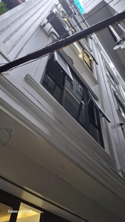 Bán nhà đẹp phố độ cấn.TRUNG TÂM-PHÂN LÔ-Ô TÔ ĐỖ CỔNG-TIỆN ÍCH TUYỆT VỜI.Diện tích 35 mét 6 tầng,