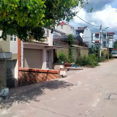 Bán nhà Đông Ngạc 75m PHÂN LÔ- GARA Ô TÔ- KD 7.95 tỷ.