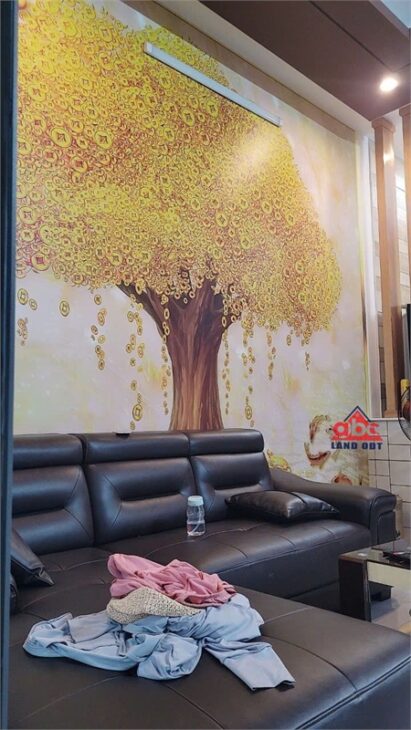 bán nhà đẹp mái thái , gần trung tâm giới thiệu việc làm. giao thông thuận lợi