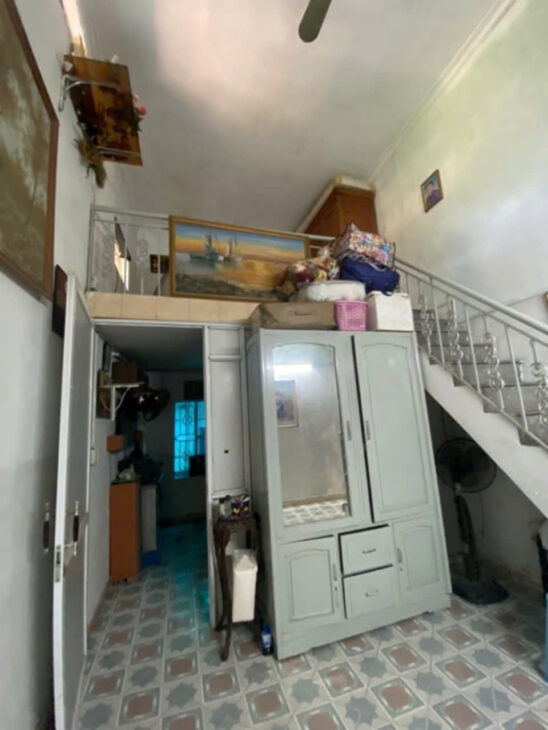 Bán nhà Ngọc Lâm, 96m2, nhỉnh 6 tỷ, ô tô tải tránh, cạnh công viên, gần bệnh viện , chợ trường học