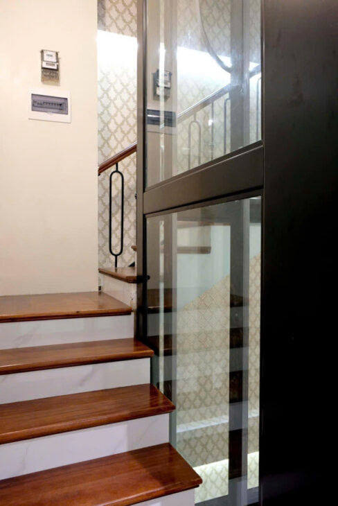 Phân lô liền kề, Văn Phú Hà Đông. 77m2x4 tầng MT 5m giá hơn 18 tỷ. Kinh Doanh mọi thứ, Ô TÔ đỗ.