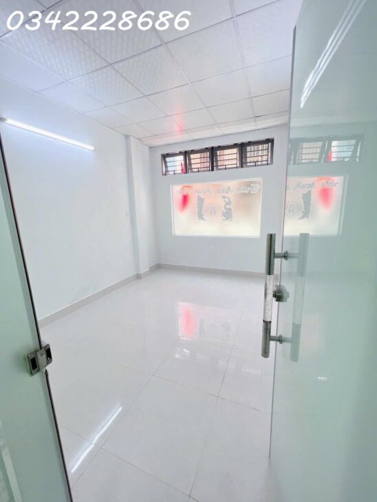 Bình Tân, Nhà mới đẹp 2 tấm rưỡi,Hạ giá 300 triệu bán lỗ về quê.Chỉ còn 2tyr430 triệu.