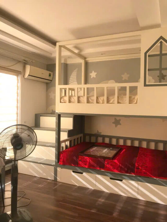 BÁN NHÀ PHỐ ĐÀM QUANG TRUNG- LONG BIÊN 32M2, 5T,MT 5M,4.9 TỶ.Ô TÔ ĐỖ CỦA, FULL NỘI THẤT.