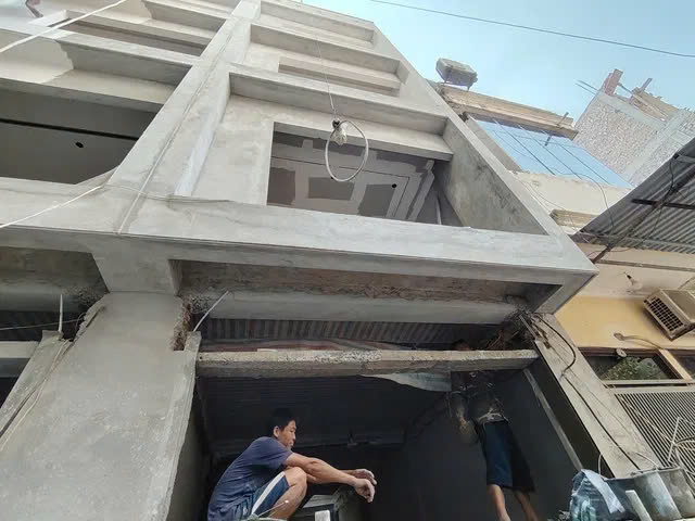 6.9 TỶ CÓ NHÀ ĐẸP – Ở LUÔN PHỐ NGUYỄN VĂN CỪ- LONG BIÊN, 41M2, 5 TẦNG,MT 3.7M.